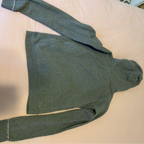 Vintage UPenn Hooded Sweatshirt - Picture 2 of 7